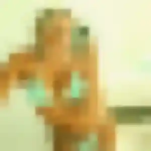Xénia, 31 ans, dispo pour rencontre adulte à Saint-Méloir-des-Ondes