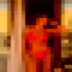 Zuri de Saint-Mitre-les-Remparts, 24 ans - rencontre adulte discret