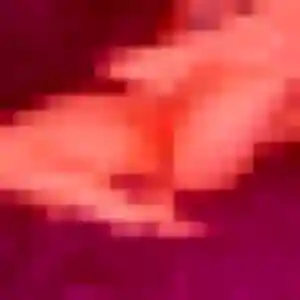 Rencontre Téning, 24 ans à Saint-Omer-Capelle en privé