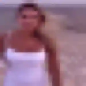 Eugénie, 22 ans, connectée à Saint-Pierre-la-Garenne pour une rencontre coquine