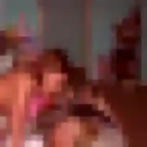 Contacte Madeleine, 20 ans à Saint-Prim en privé