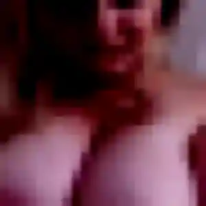 Photo perso de Bernadette, 23 ans à Saint-Quentin-sur-le-Homme - rencontre coquine