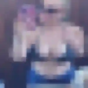 Rejoins Gathoni, 19 ans à Saint-Sixte en privé