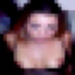 Coumba, 38 ans, connectée à Saint-Symphorien-sous-Chomérac pour un rencontre adulte