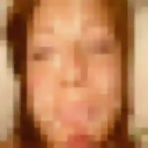 Karima, 32 ans, cherche un rencontre adulte à Sainte-Anne