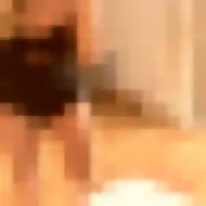 Gnilane, 36 ans, en ligne à Sainte-Catherine pour une rencontre coquine
