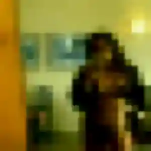 Oumy, 33 ans, disponible à Sainte-Marie-du-Mont pour une rencontre coquine