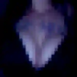 Capucine, 25 ans, veut un rencontre adulte à Salignac