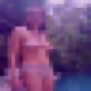 Belle Bintou, 27 ans à Salmiech - voir sa photo