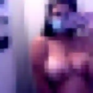 Rejoins Inès, 39 ans à Salomé gratuitement