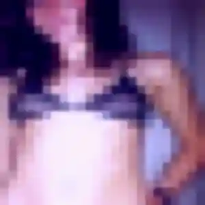 Rejoins Nneka, 41 ans à Samognat en privé