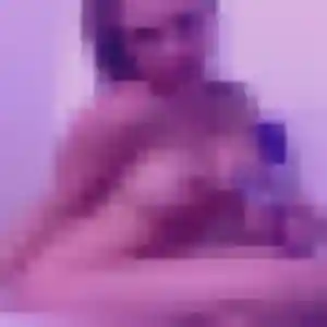 Béatrice (29 ans) à Saulny propose un rencontre adulte aujourd'hui