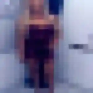 Ama, 24 ans, connectée à Sauveterre pour une rencontre coquine