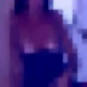 Philippine de Saverdun, 28 ans - rencontre adulte discret