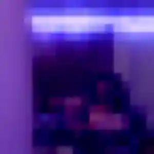 Mériem, 19 ans, en ligne à Scey-sur-Saône-et-Saint-Albin pour un rencontre adulte