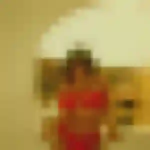 Photo privée de Ngoné, 22 ans à Sebourg - plan discret