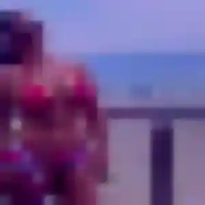 Precious, 22 ans, en ligne à Sénas pour un rencontre adulte