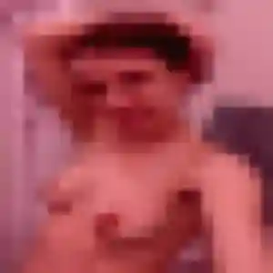 Ifeoma, 26 ans, disponible à Senouillac pour une rencontre coquine