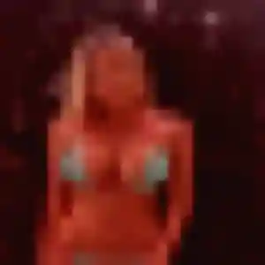 Divine, 41 ans, veut un rencontre adulte à Servian