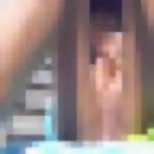 Oumy, 43 ans, disponible à Servins pour une rencontre coquine