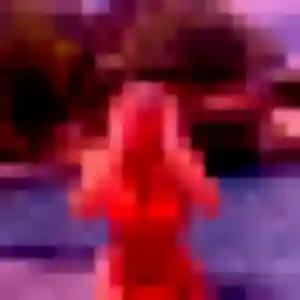 Contacte Suzanne, 24 ans à Taller gratuitement