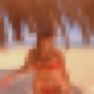 Zawadi, 26 ans, connectée à Teillay pour une rencontre coquine