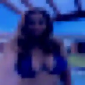 Adunni, 22 ans, dispo pour rencontre adulte à Teillé