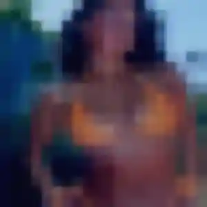 Ruth, 23 ans, cherche un rencontre adulte à Thanvillé