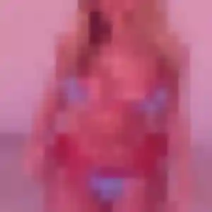 Aida, 19 ans, cherche un rencontre adulte à Thénac