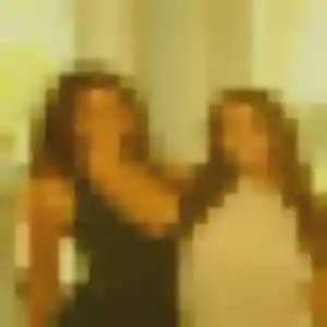 Rejoins Ronke, 22 ans à Thénac en privé