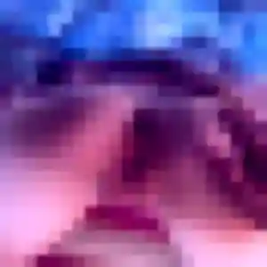 Découvre Roxane, 21 ans à Tinténiac gratuitement