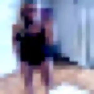 Sexy Yolène, 22 ans à Trégastel - la contacter