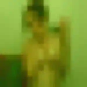 Stacy, 29 ans, connectée à Trets pour une rencontre coquine