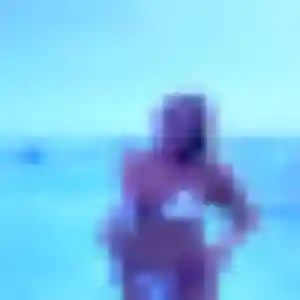 Malika, 20 ans, disponible à Trèves pour une rencontre coquine