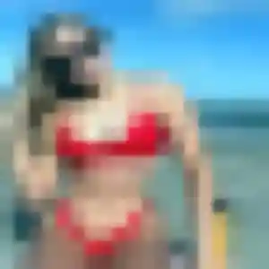 Roxane, femme de 28 ans cherche rencontre adulte à Trévron