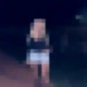 Contacte Neema, 22 ans à Trigny en privé