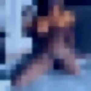 Stéphanie (20 ans) à Tsingoni propose un rencontre adulte maintenant