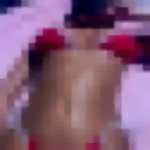 Yemisi (23 ans) à Uchaux cherche une rencontre aujourd'hui