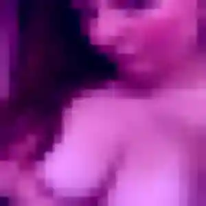 Afia, femme de 21 ans veut rencontre adulte à Urmatt