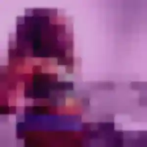 Découvre Noëlla, 28 ans à Uzerche en privé