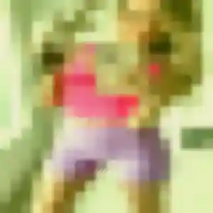 Esi, 20 ans, cherche un rencontre adulte à Vaas