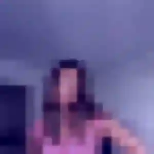 Rejoins Soraya, 23 ans à Vailly en privé