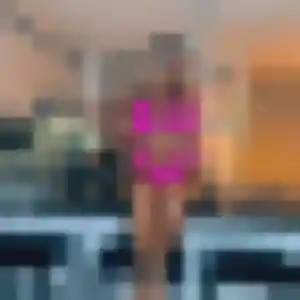 Photo de Laetitia à Val-d'Izé (43 ans) - rencontre adulte anonyme