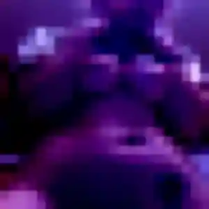 Rejoins Mariama, 21 ans à Valambray en privé