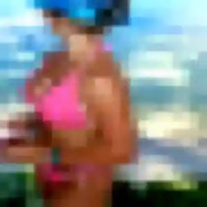 Photo sexy de Gnilane, 22 ans à Valflaunès - plan discret