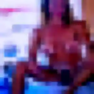 Hortense, femme de 19 ans veut rencontre adulte à Valframbert