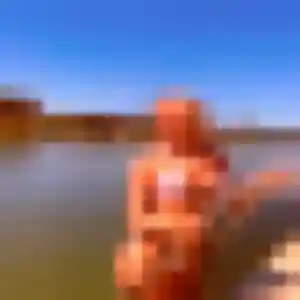 Karima (22 ans) à Valines cherche un rencontre adulte maintenant