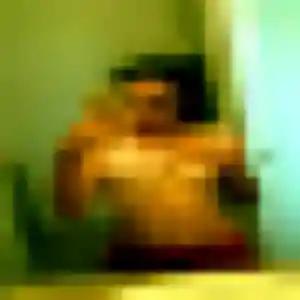 Photo de Ifeoma à Vanosc (32 ans) - rencontre adulte gratuit