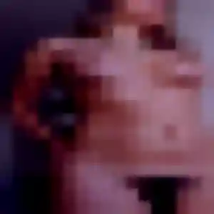 Photo sexy de Ngoné, 21 ans à Vendeuil - plan discret