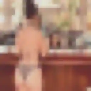 Photo de Morenike à Vennecy (20 ans) - rencontre adulte sans inscription